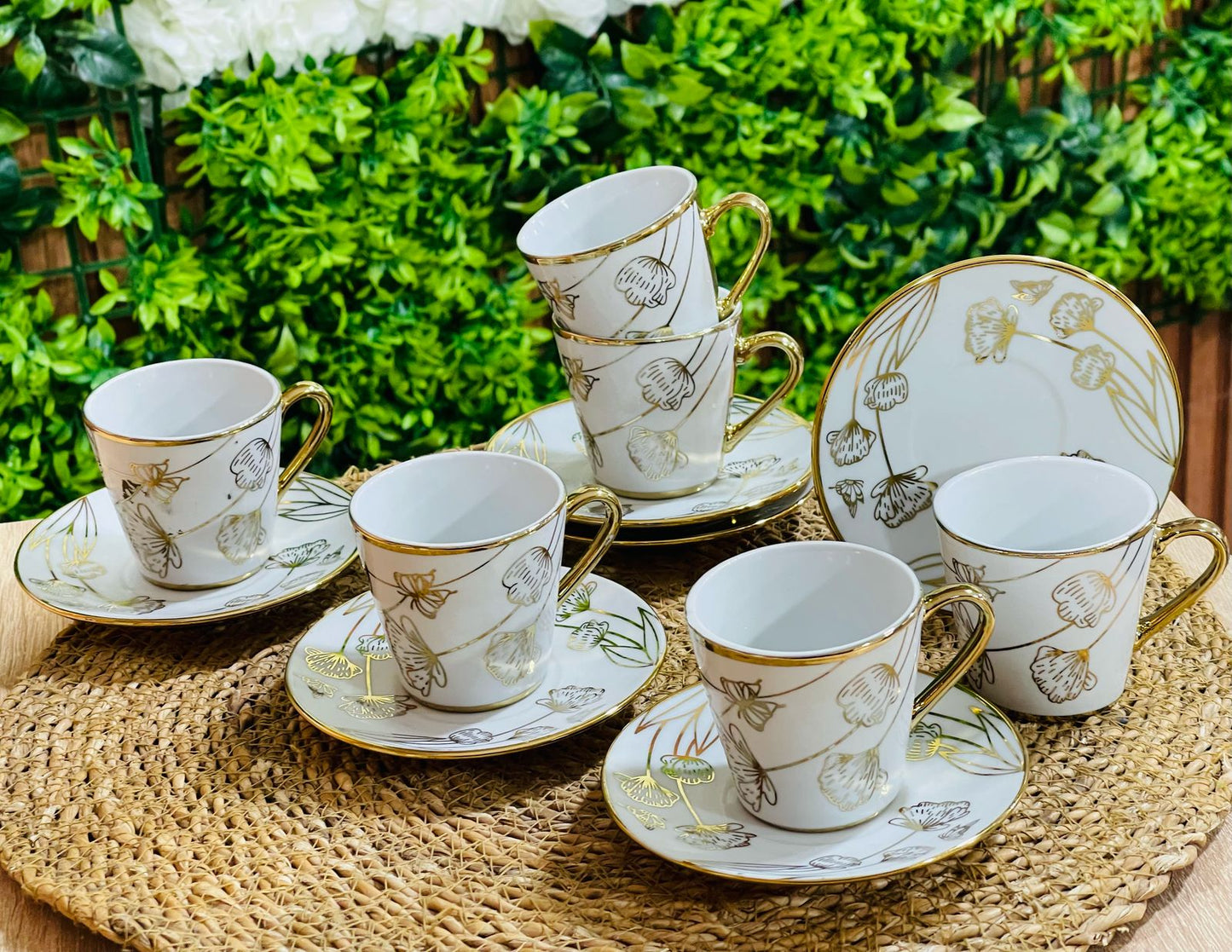 Service café noir fleurie فناجن قهوة وردة