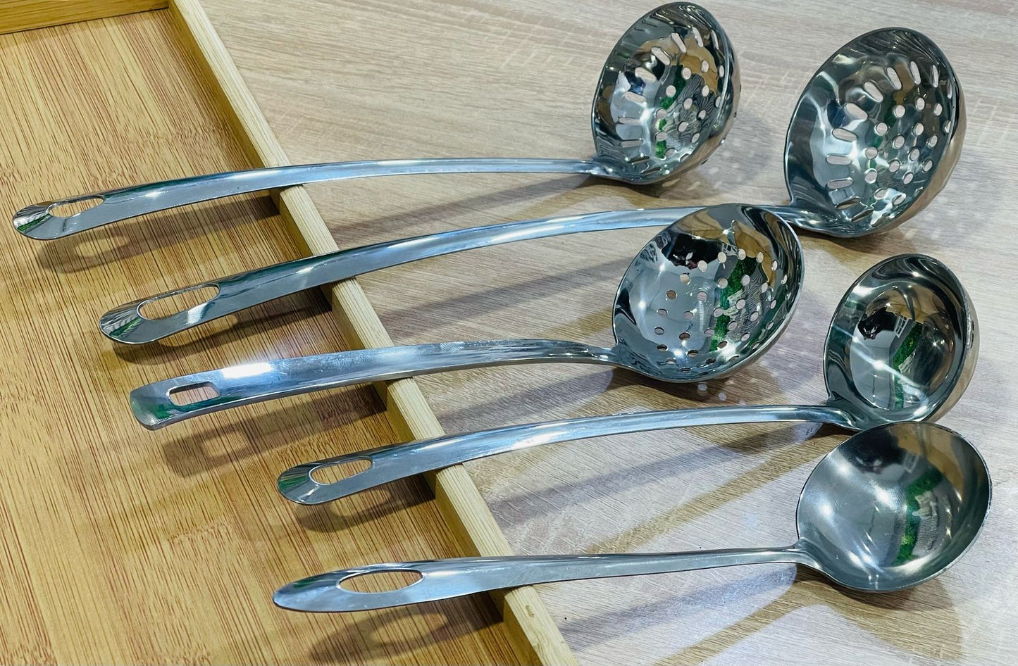 Set de 5 pièces مجموعة مغارف