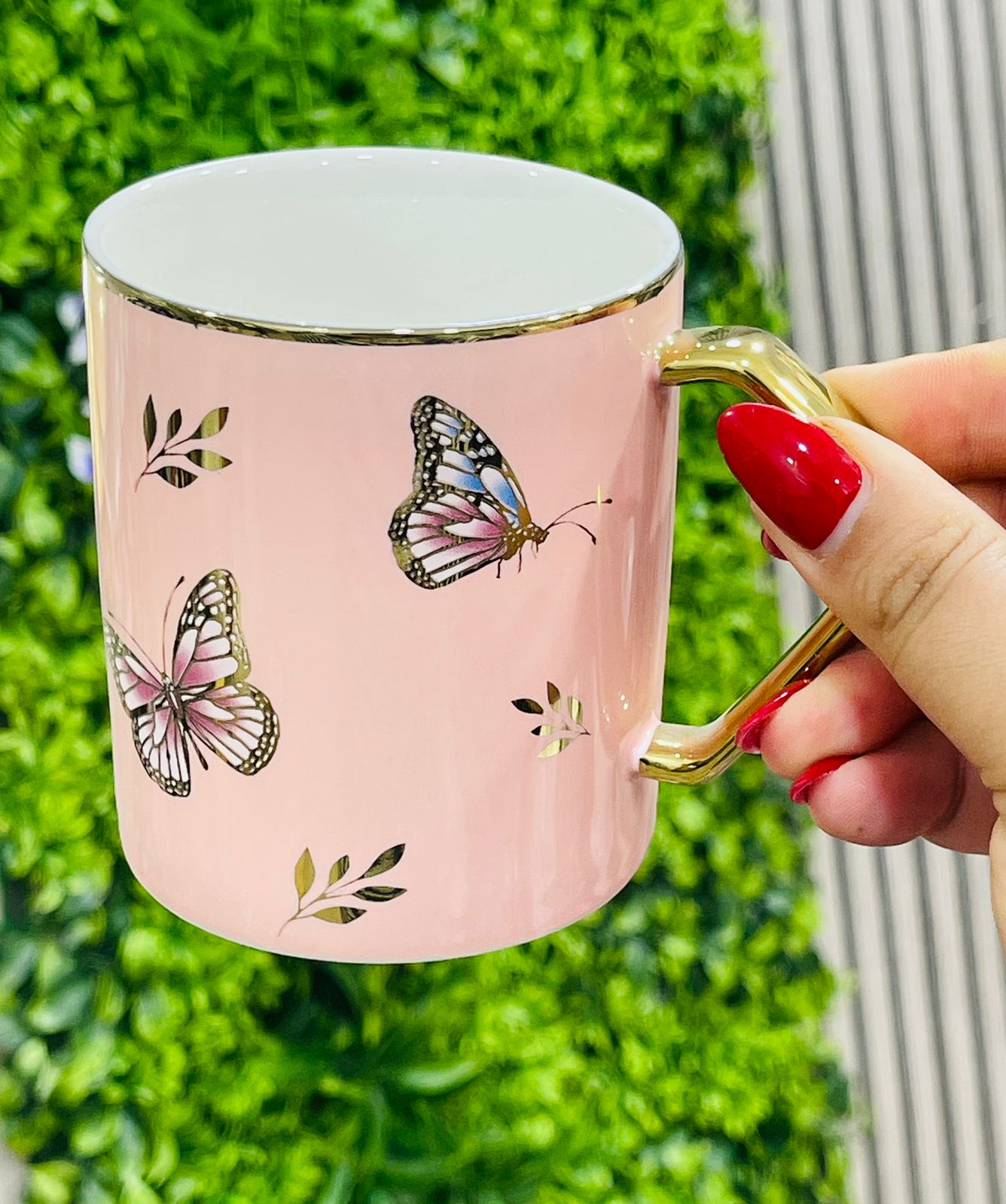 Tasse papillon rose كأس