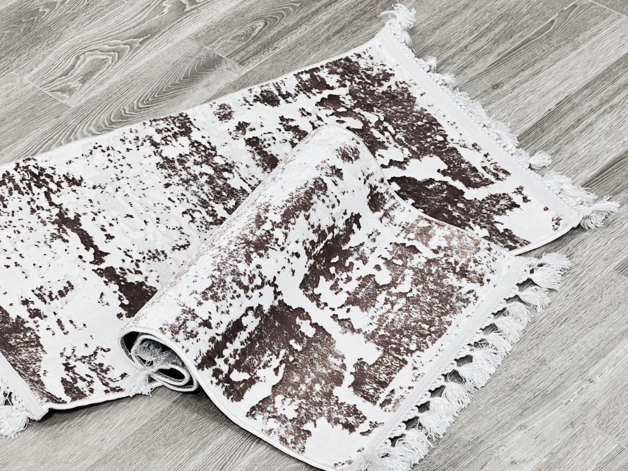 2 Tapis اللون و نقشة مدموجين