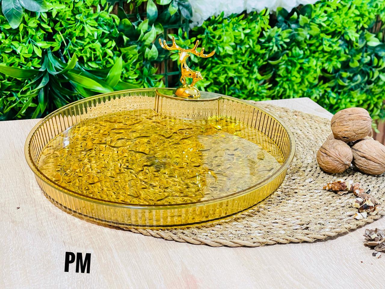 Plateau rond en plexiglas doré p.m