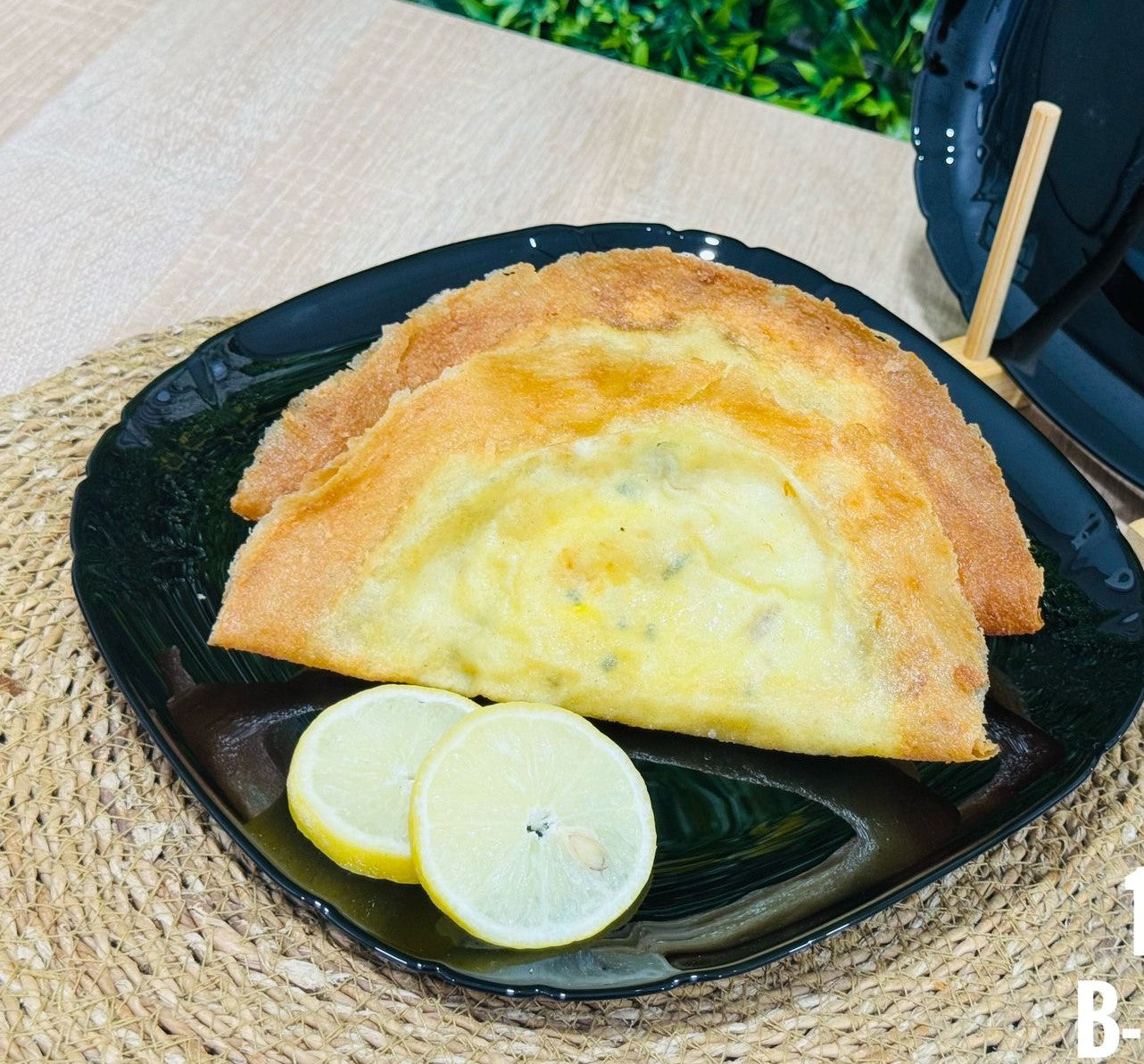 3 assiettes أصحنة