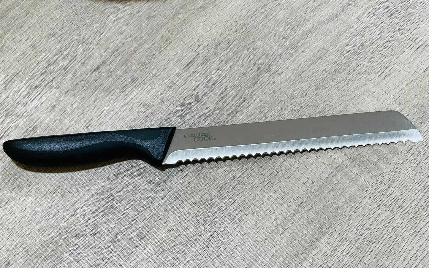 Couteau سكينة خبز