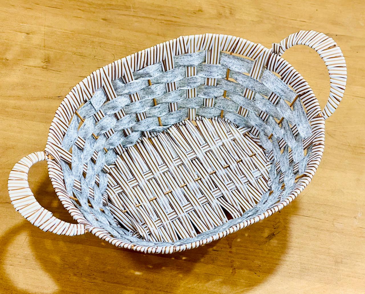 Corbeille 1 pièce مدموجة الشكل و اللون