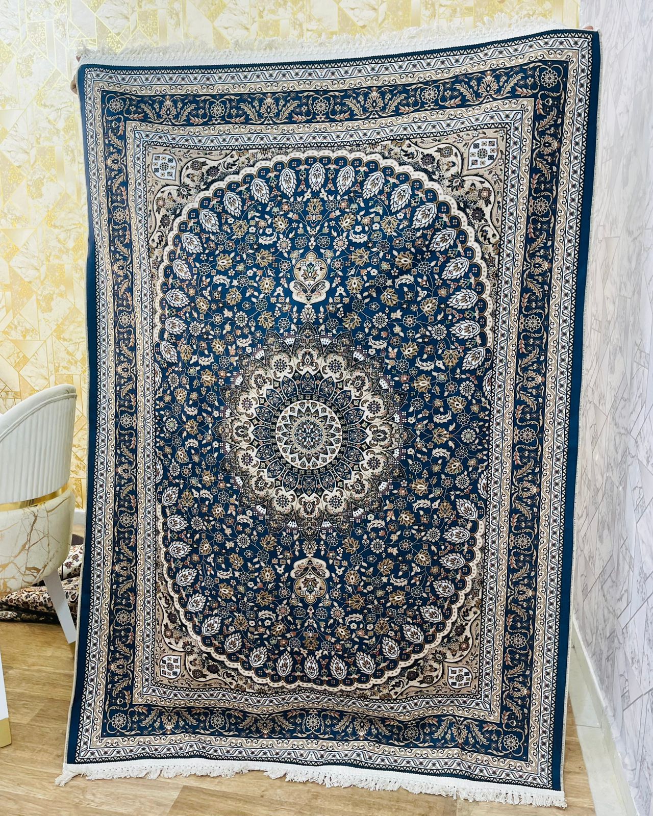 Tapis bleu