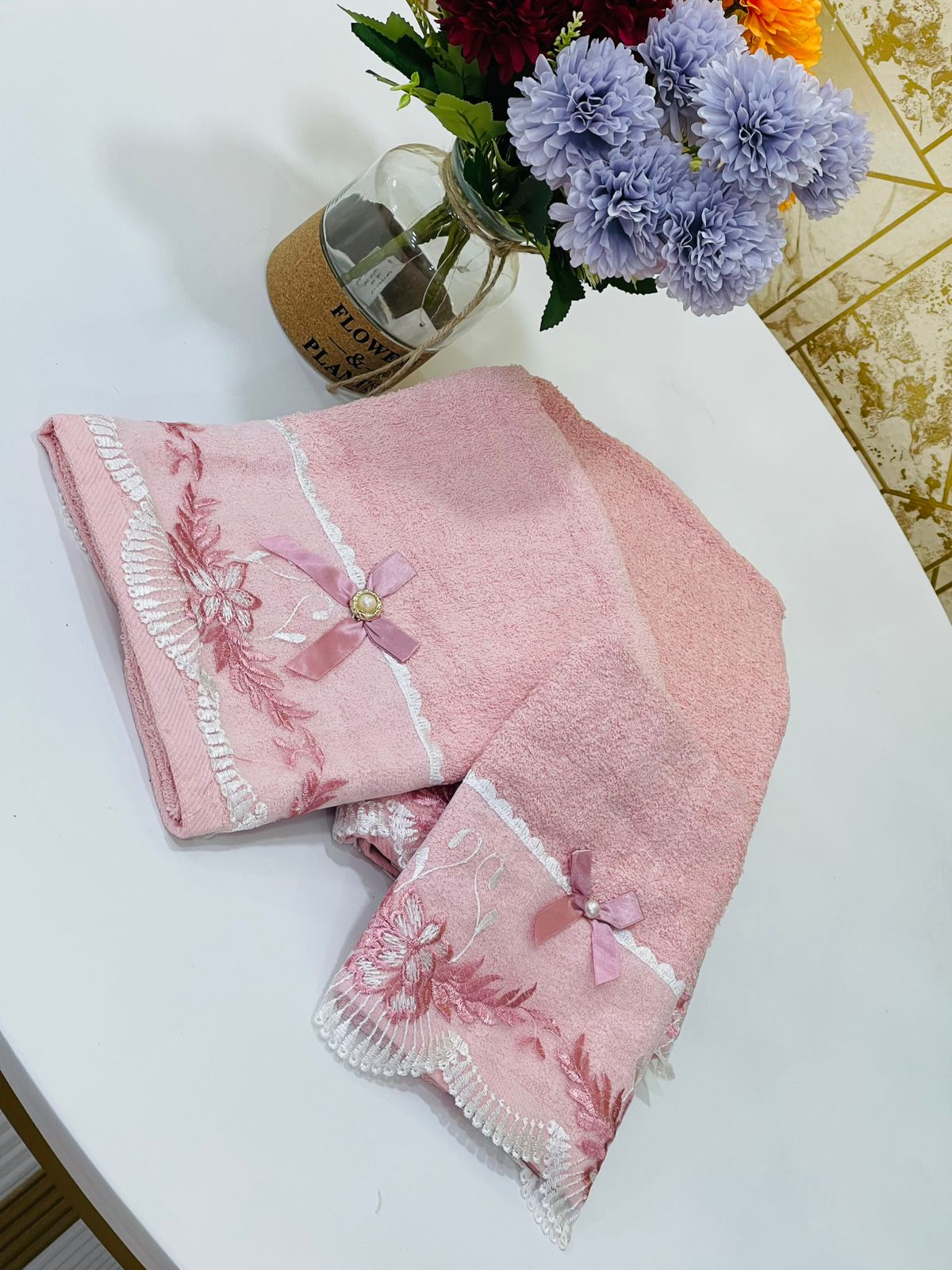 3 Serviettes couleur rose  مناشف مدموجة