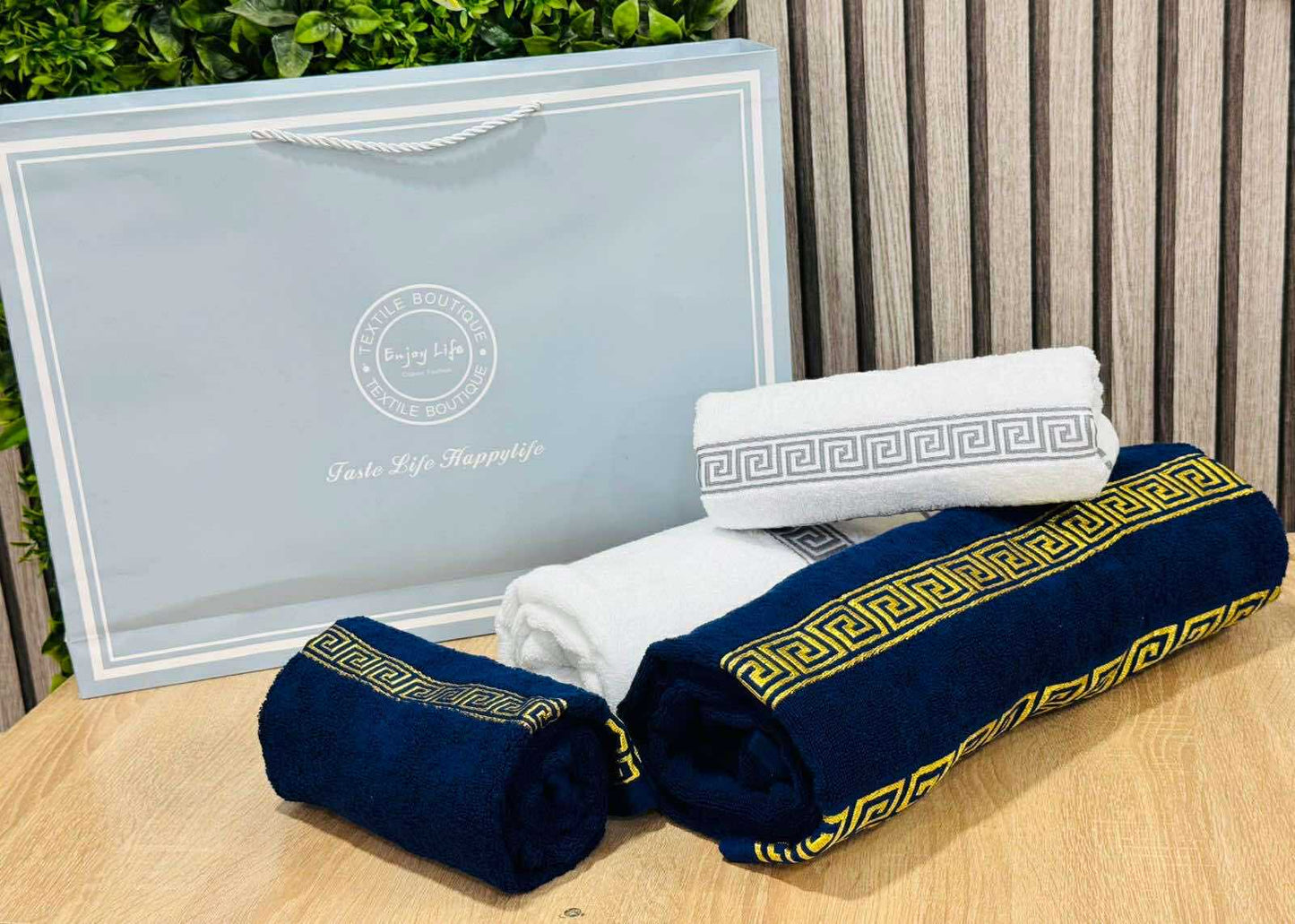 Serviettes 4 pièces مناشف