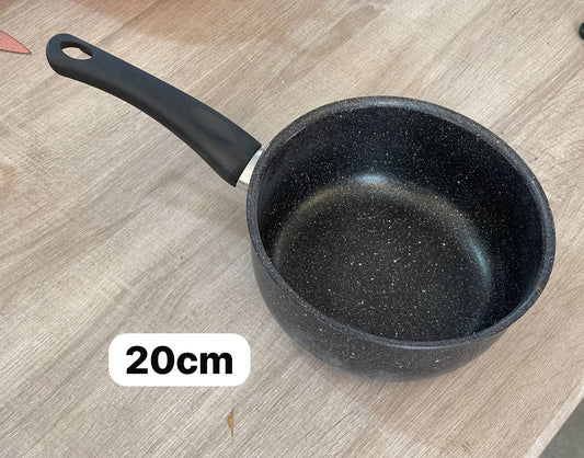 Casserole noir20cm