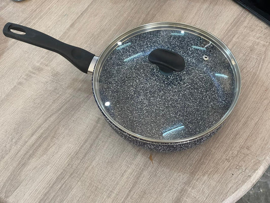 Poêleمقلاة بغطاء