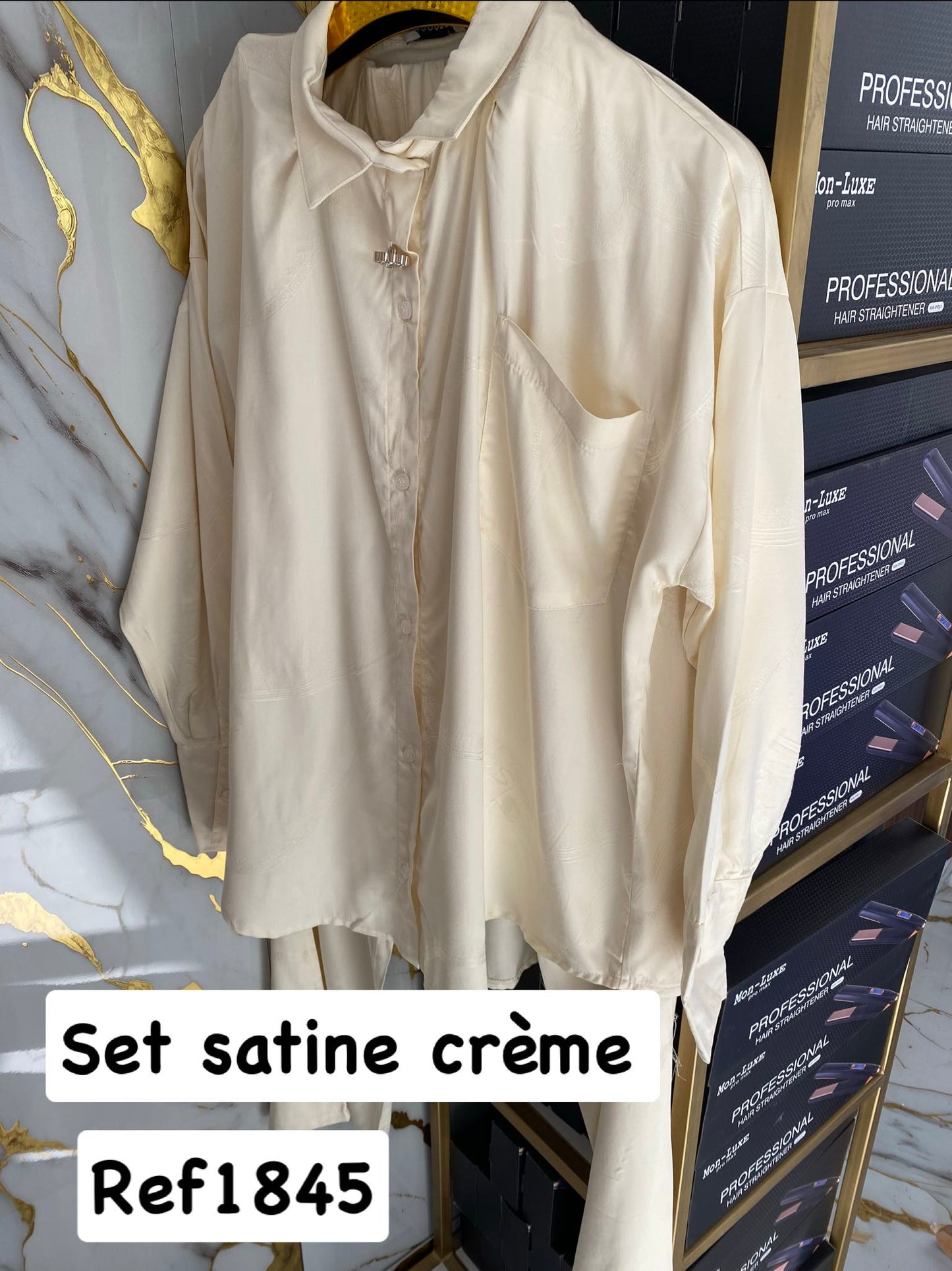 Set satin
