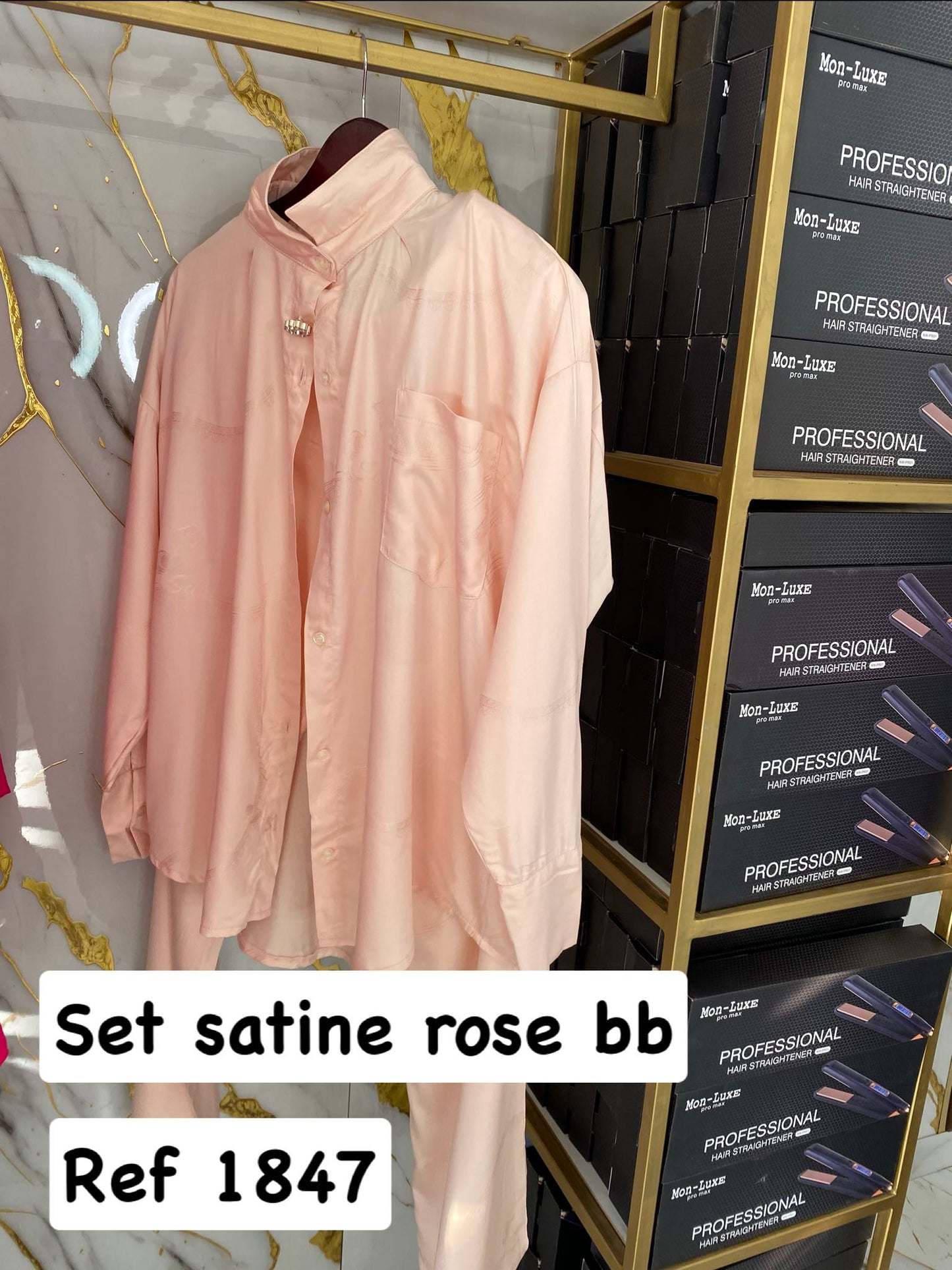 Set satin
