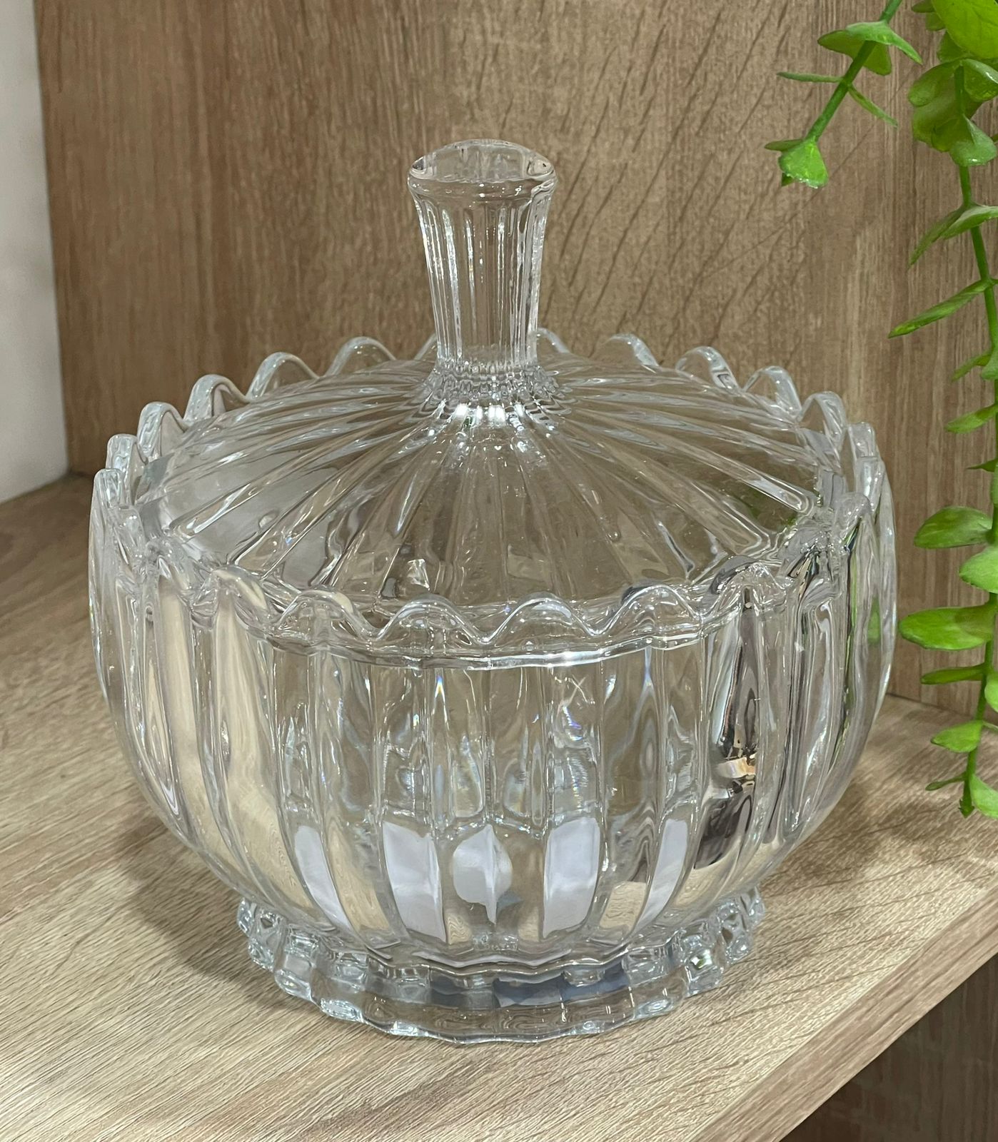bonbonnière en verre   blanc simple