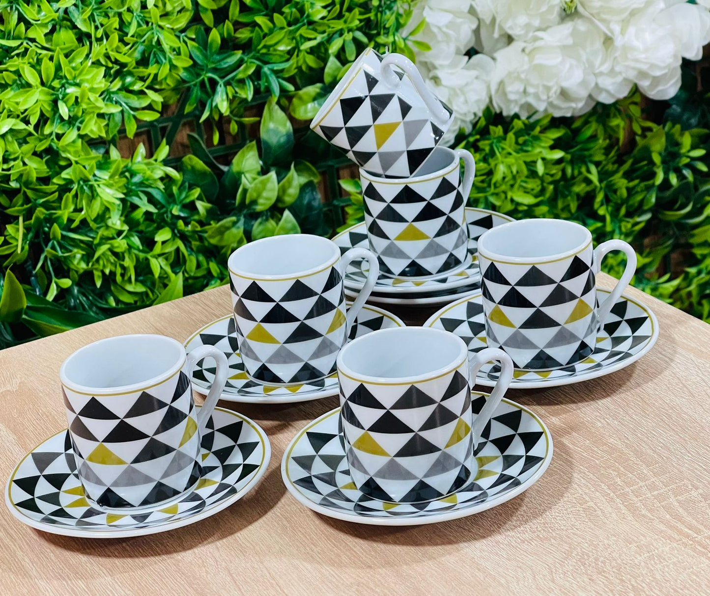 Service café noir فناجن قهوة pyramide