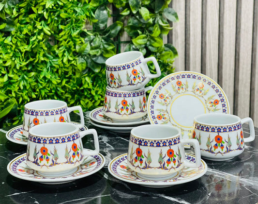 service à café noir fleurie rouge