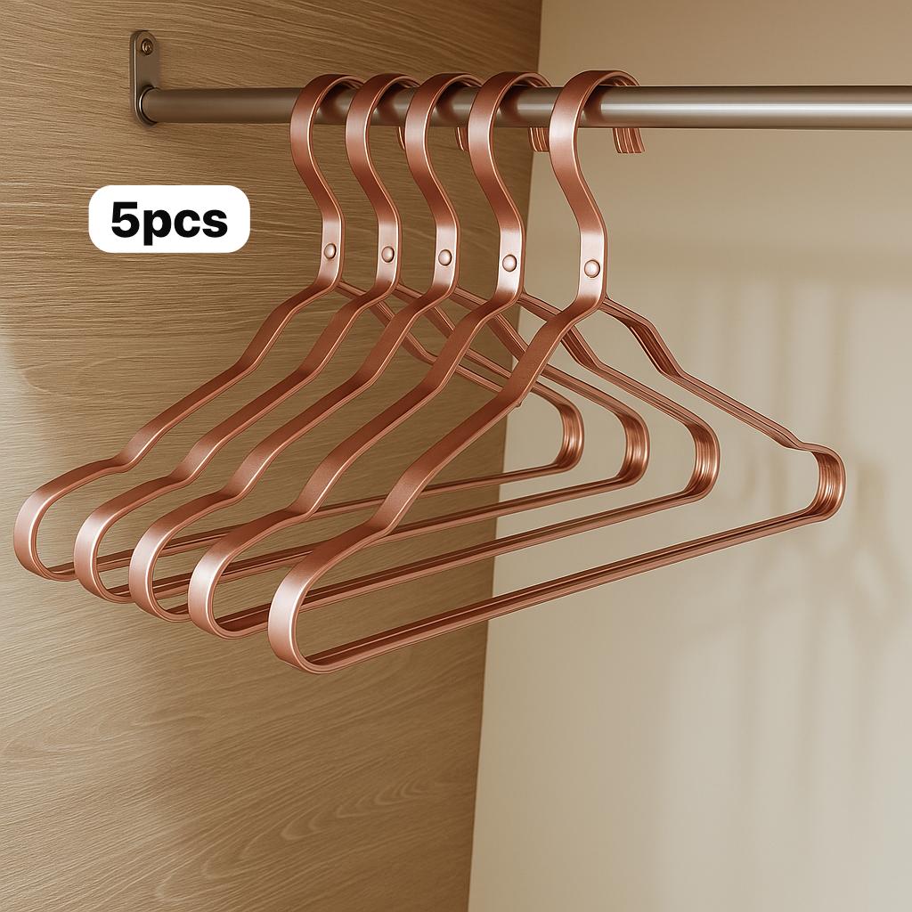 Lot de 5  cintres  rose