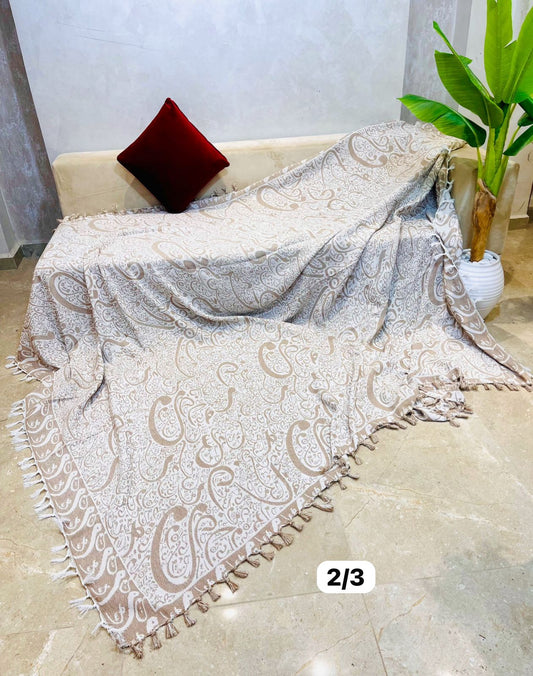Jeté de Canapé 2/3m خط عربي beige