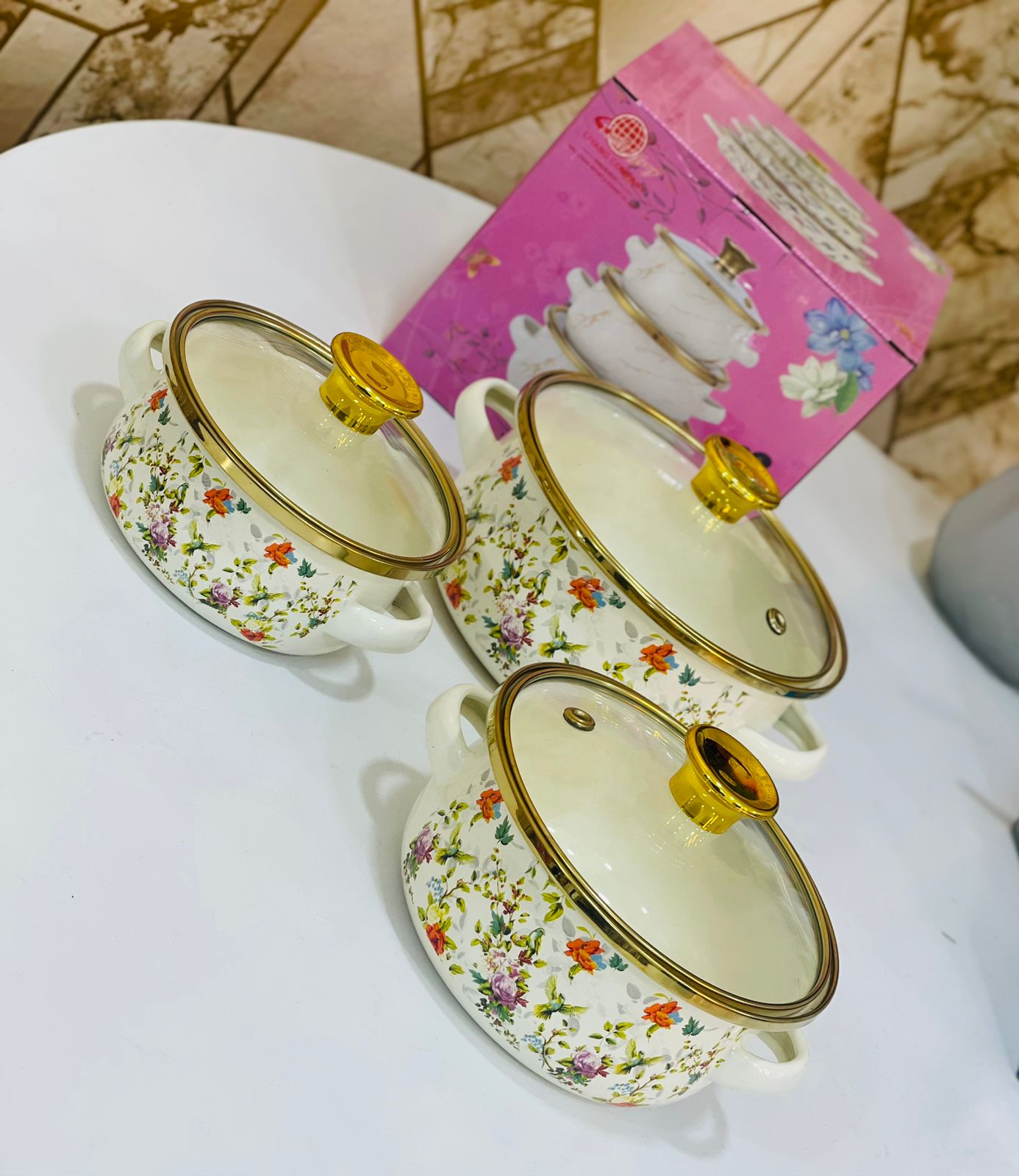 3 faitouts طناجر