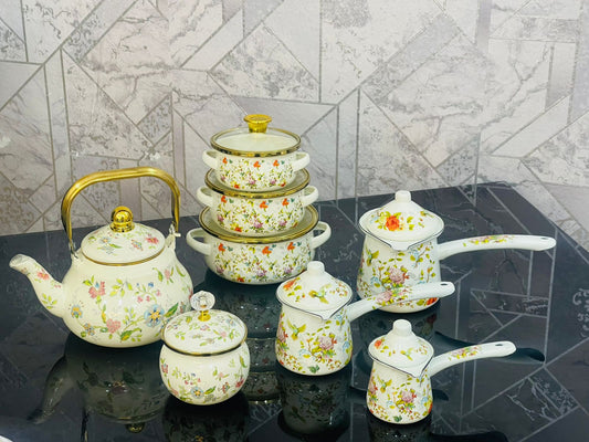 Service de 3 faitouts, Théière, 3 pots a café et sucrier