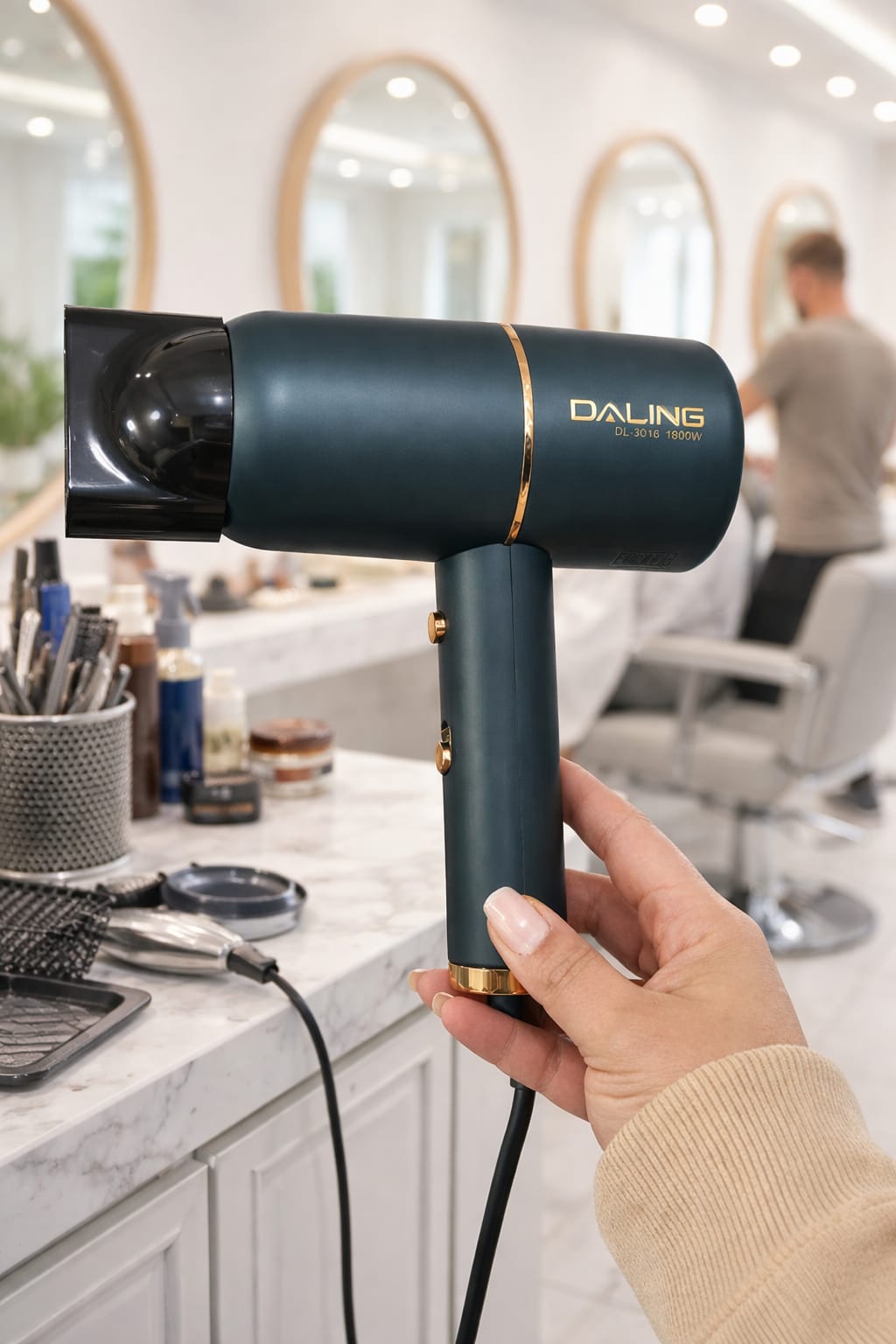 Sèche de cheveux Daling 1800W اللون مدموج