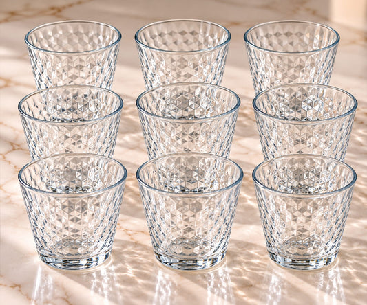 9 tasses
