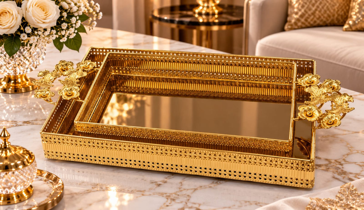 Série de 2 Plateaux Dorés