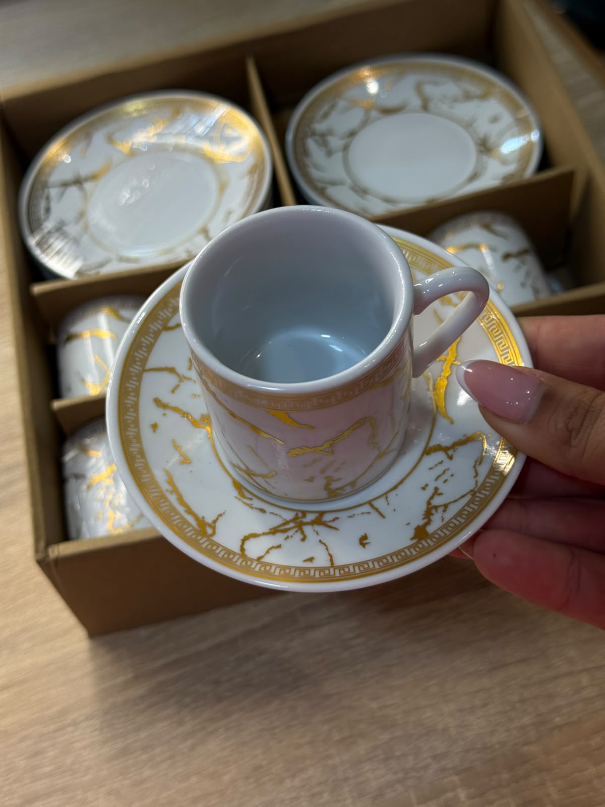 Service à café مدموج