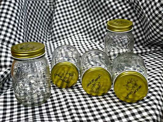 5 bouteilles en verre