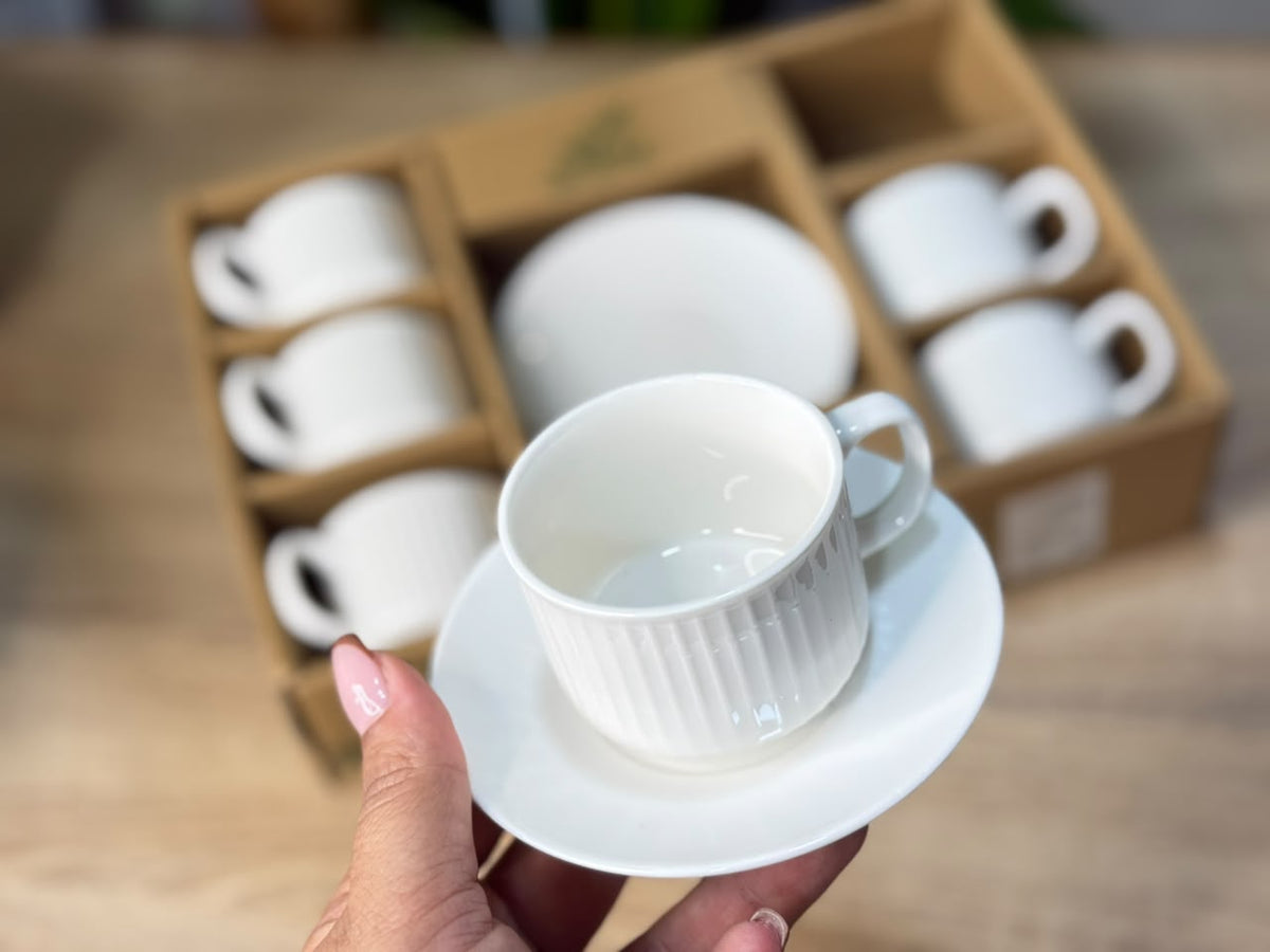 Service a café